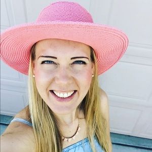 Meet your Posher, Rose