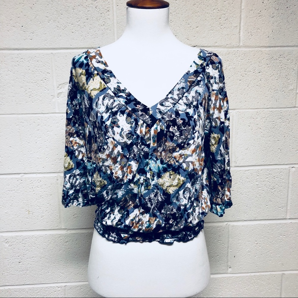❄️ Belle Sleeve Blouse