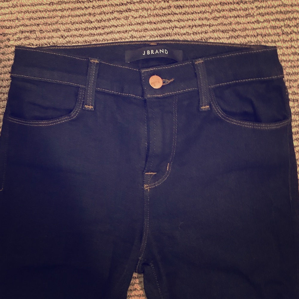 J brand Dark denim medium rise skinny jeans, 25