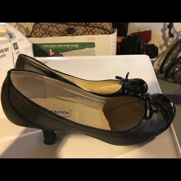 Pumps - Picture 3 of 4