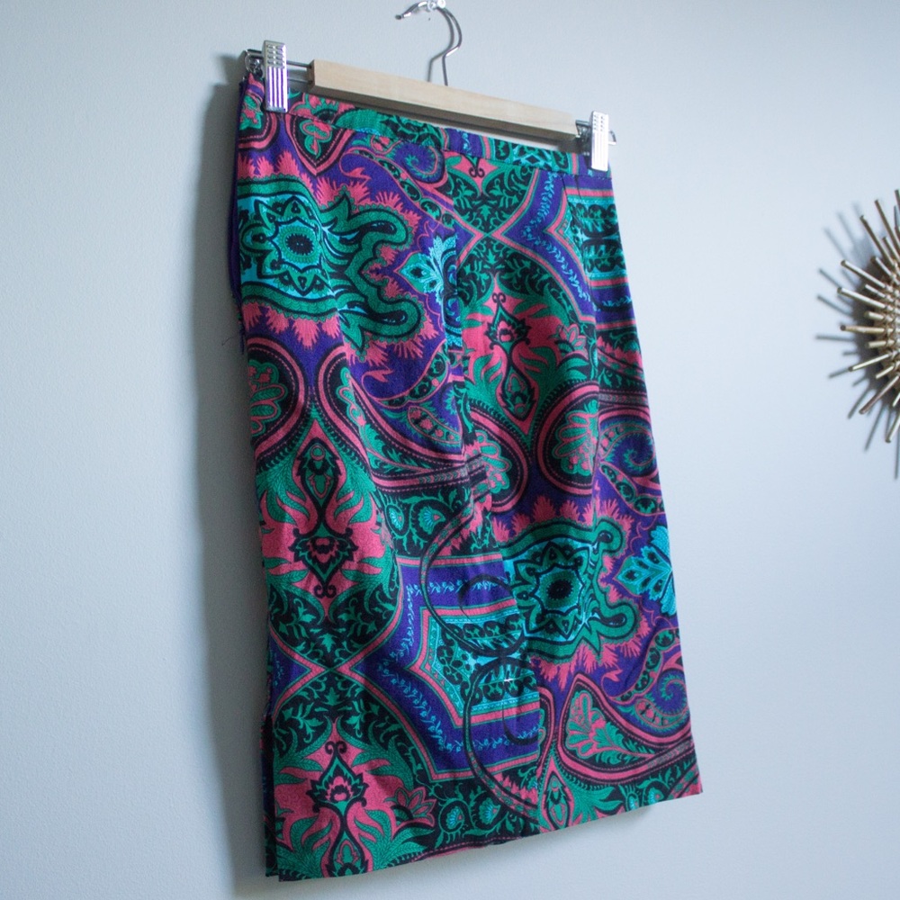 Colorful Mini Skirt - Picture 3 of 3