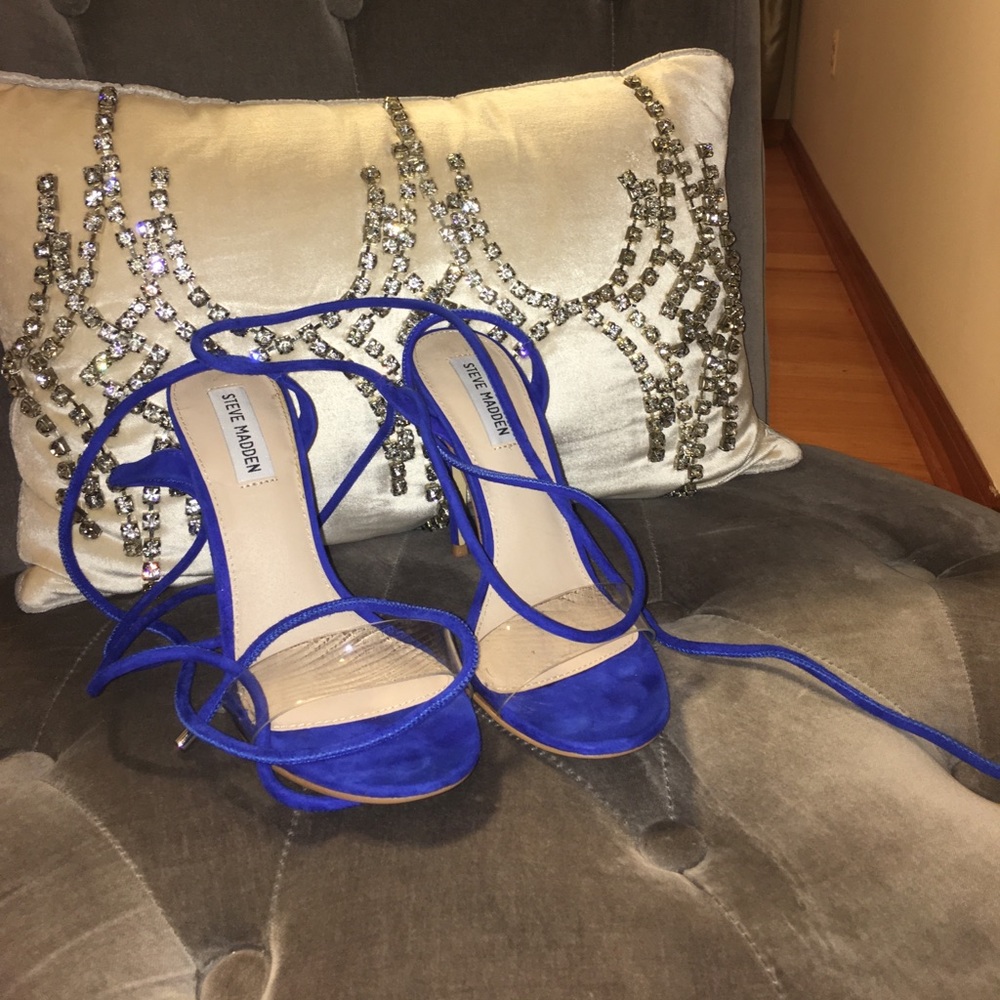Steve Madden blue strappy stiletto
