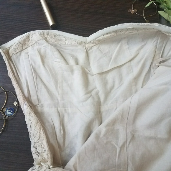 UO Kimchi Blue strapless lace dress - Picture 5 of 7