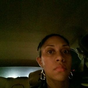 Meet your Posher, Javita