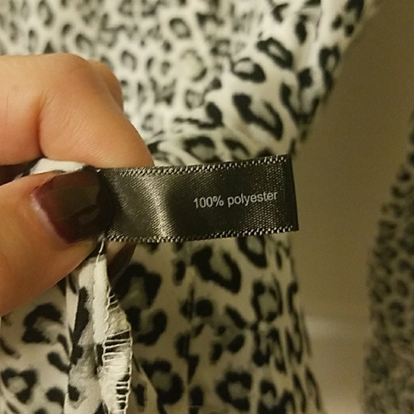 DONATED - The Limited animal print blouse - Picture 2 of 3