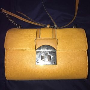 MUSTARD COLOR STRAP PURSE