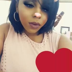 Meet your Posher, Ebony