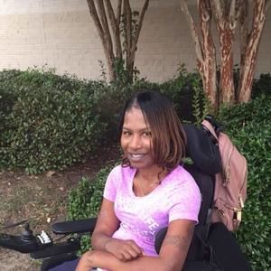 Meet your Posher, Dena