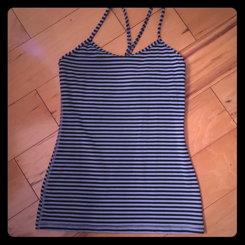 Lululemon power Y tank blue and black size 6