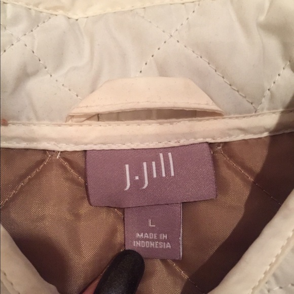 J. Jill military cut soft lightweight ivory quilt - Picture 3 of 6