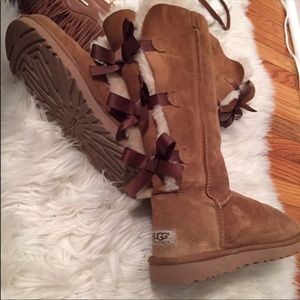 2017 UGG Women Bailey Bow Tall Boot Chestnut SZ 8