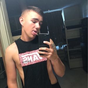 Meet your Posher, Dylan