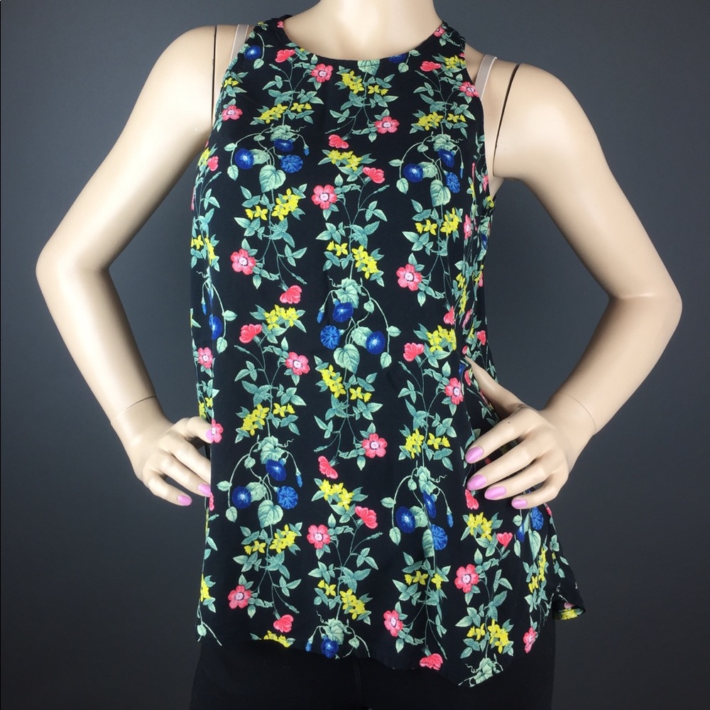 ✨New Tank Old Navy Floral Print M ✨