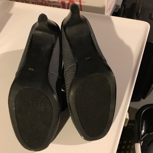 Heels - Picture 5 of 5