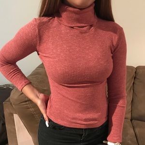 Red Wine Turtle neck 😍