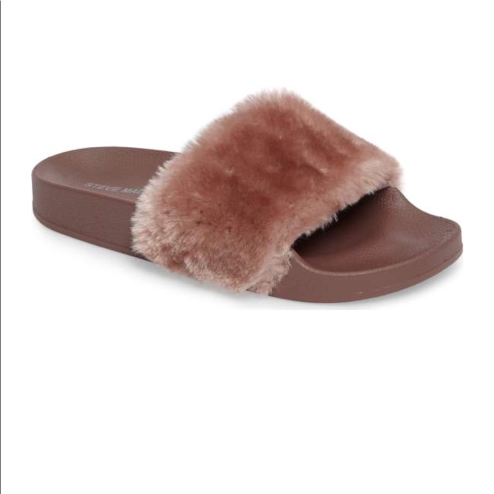 Steve Madden Soft fur slides