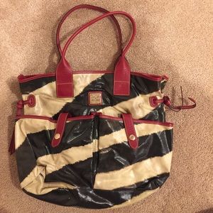 Dooney & Bourke purse