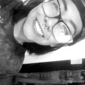 Meet your Posher, Cynthia