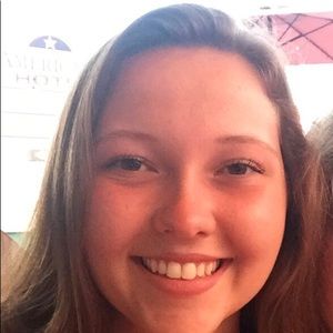 Meet your Posher, Mallory