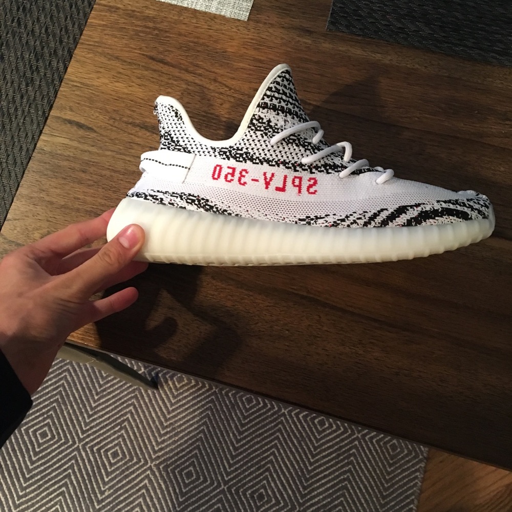 Fake Yeezys