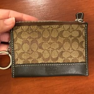Coach signature C change purse