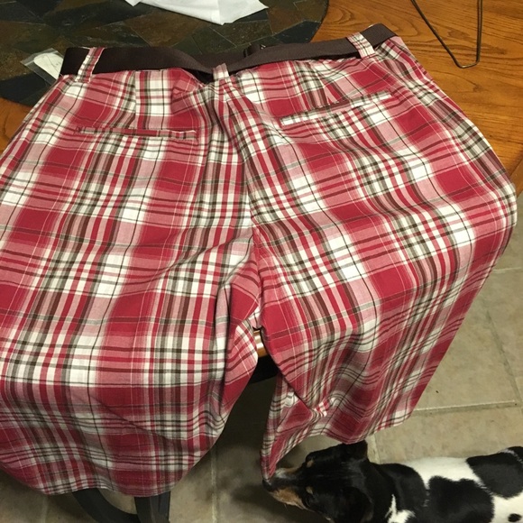 Capris - Picture 2 of 3