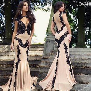Jovani 89902 Size 2 Prom Dress