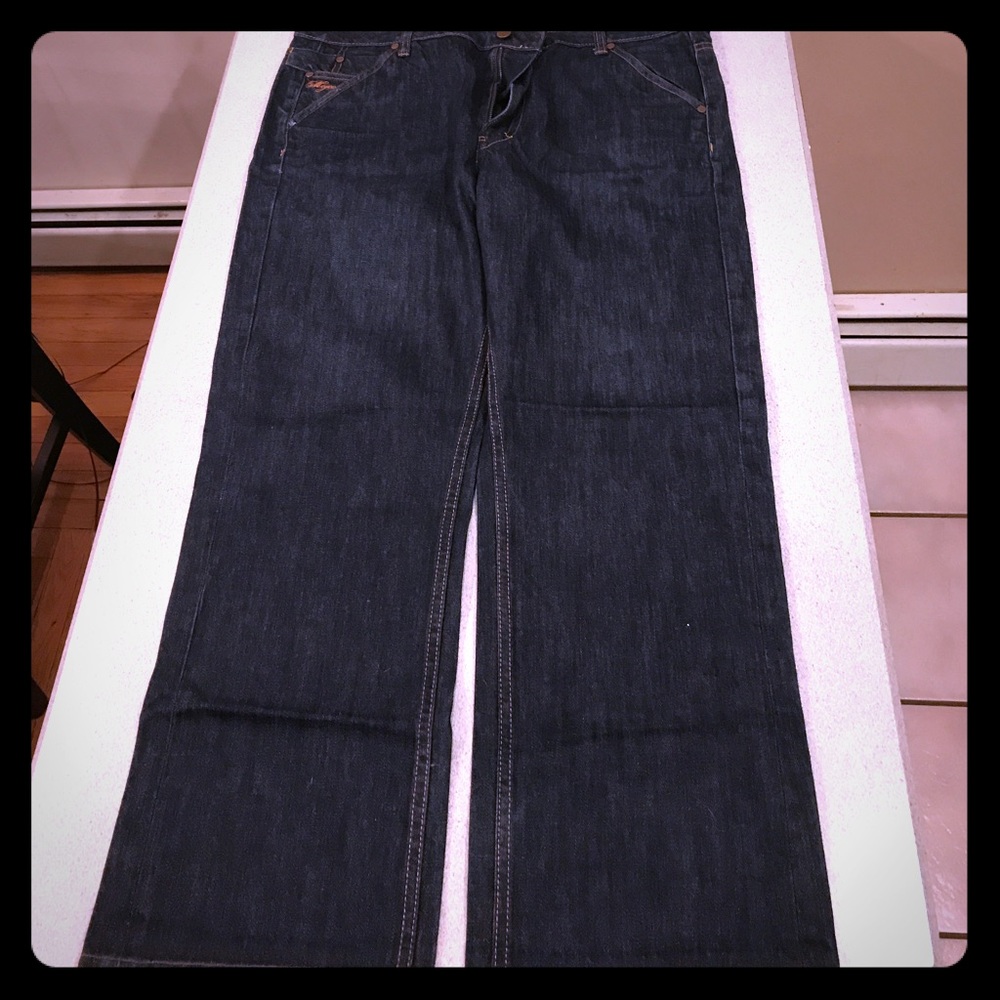 Black Label Jeans
