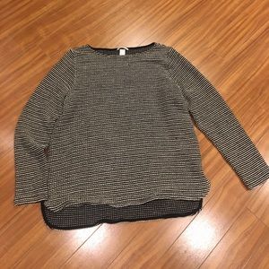 H&m black and white sweater large longer back