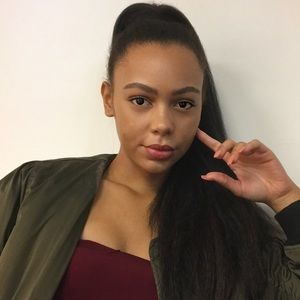 Meet your Posher, Dani