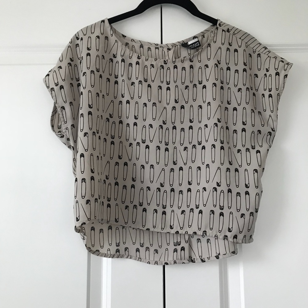 Clothespin top