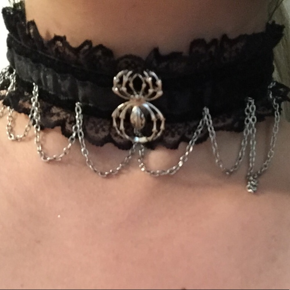 🕸🕷Lace Spider Choker🕷🕸