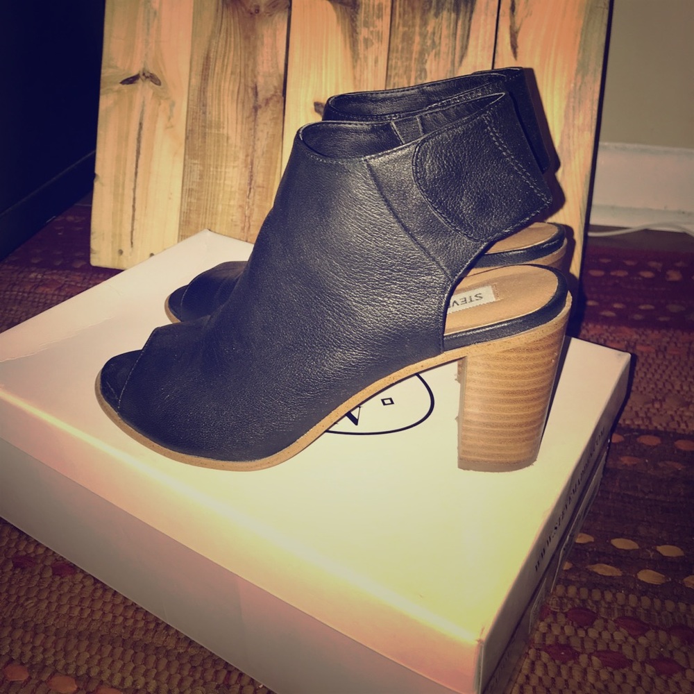 Steve Madden sz.7.5 women’s shoes