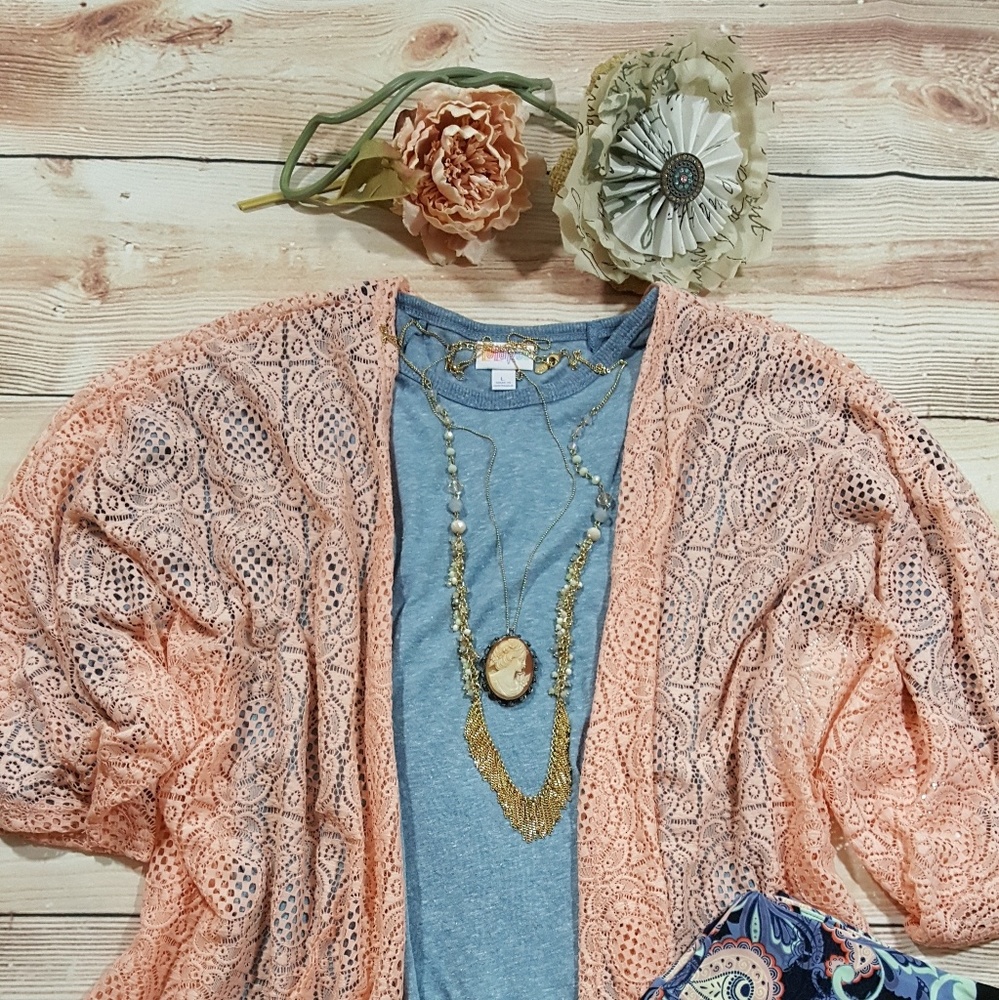 LuLaRoe Lindsay Cardigan Lace Vintage Look