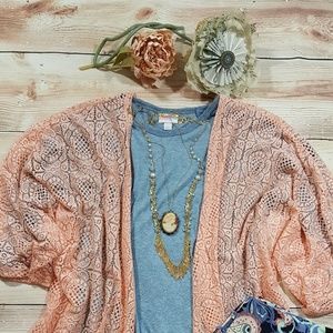 LuLaRoe Lindsay Cardigan Lace Vintage Look