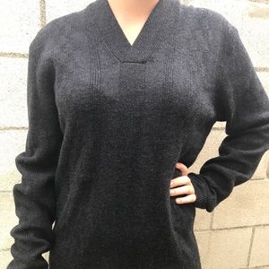 Black Theory V-Neck Boyfriend Sweater 100% Wool