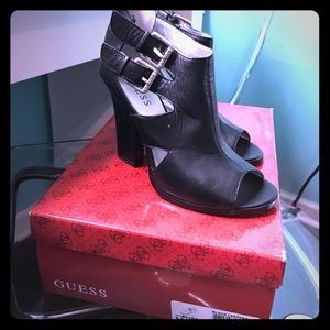 Black leather Guess shoes