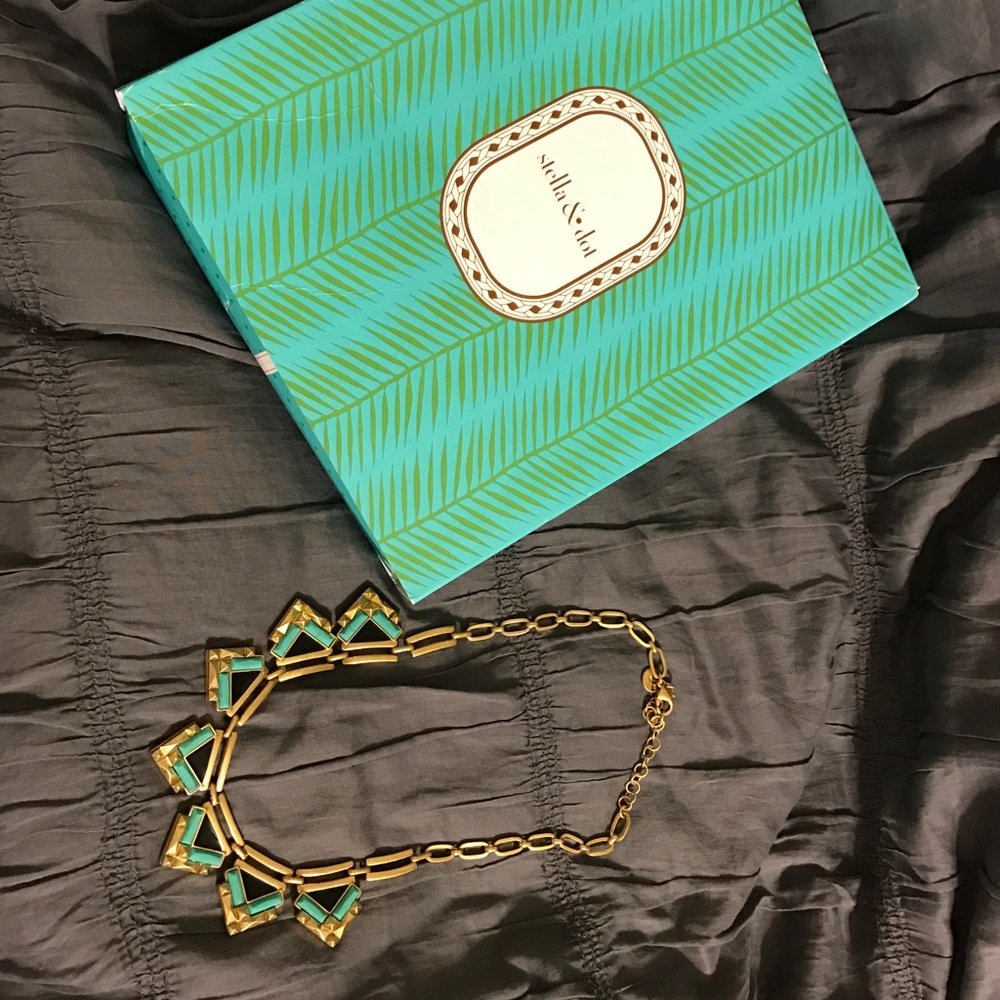 Stella & Dot Necklace - Brand New w/box