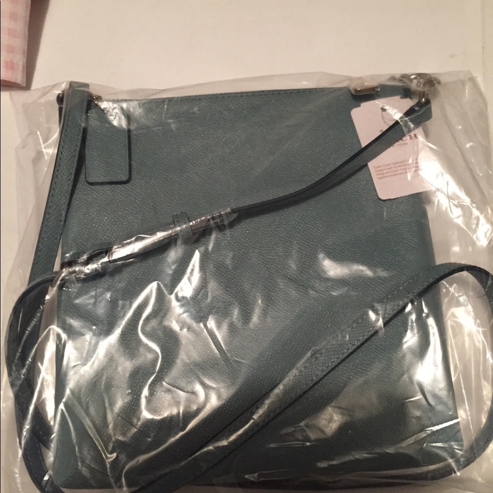 NEW WITH TAGS COACH CROSSGRAIN CROSSBODY BAG - Picture 6 of 8