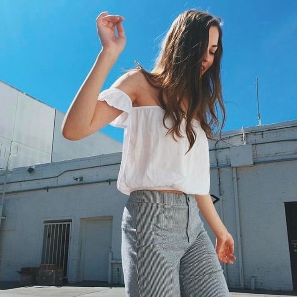 Brandy Melville Becca top