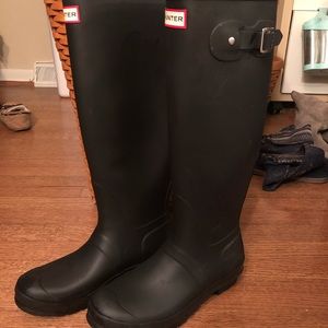 Matte Black Tall Hunter Boots size 8