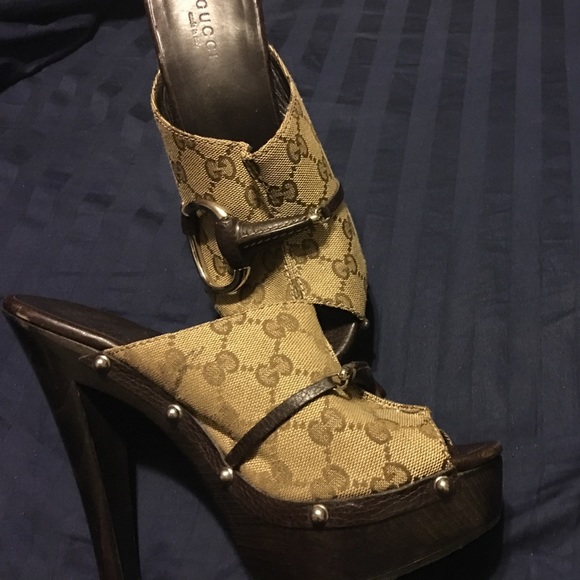 Gucci peek toe signature clog. - Picture 3 of 4