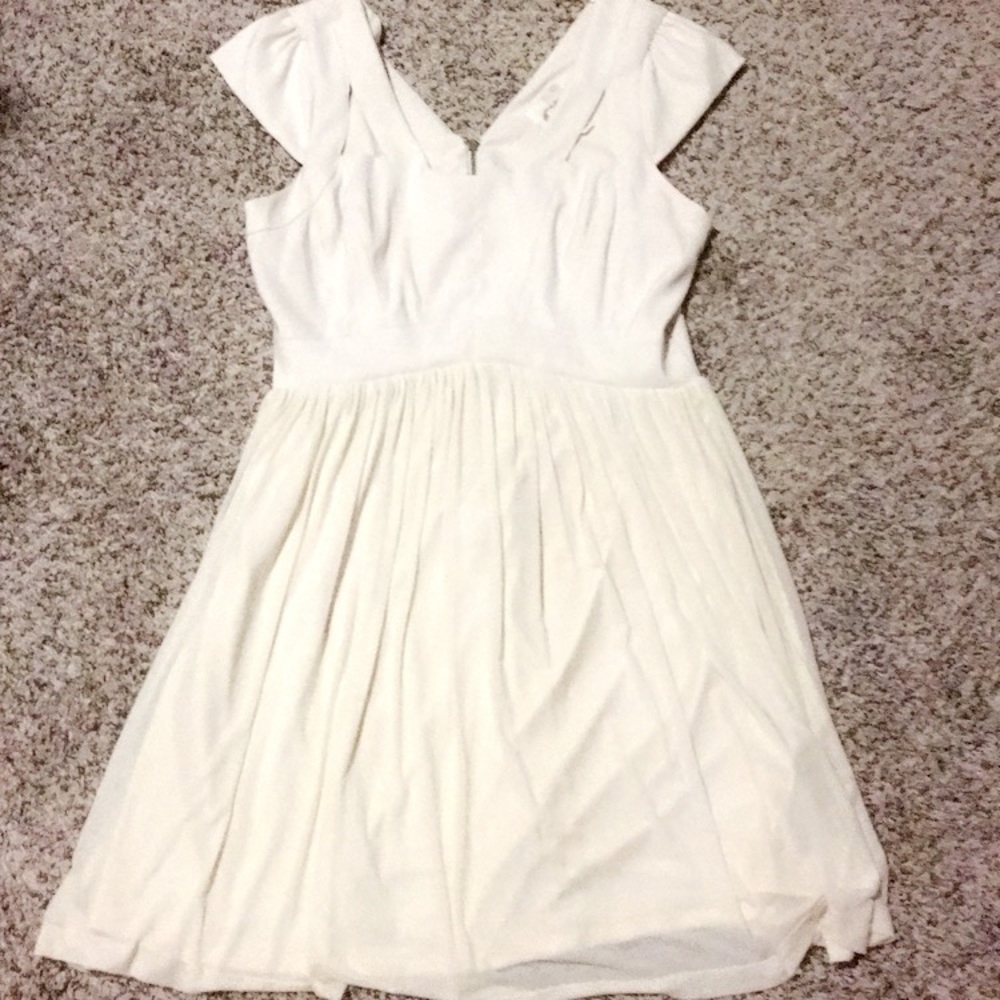 GB Cream Champagne color mini dress