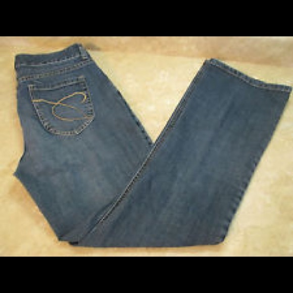 🔥HOTTEST JEAN TREND FOR FALL/WINTER 2017 - Picture 4 of 8