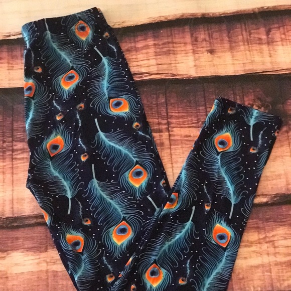 SALE << Feather Bright Colored Soft leggings >> - Picture 3 of 4