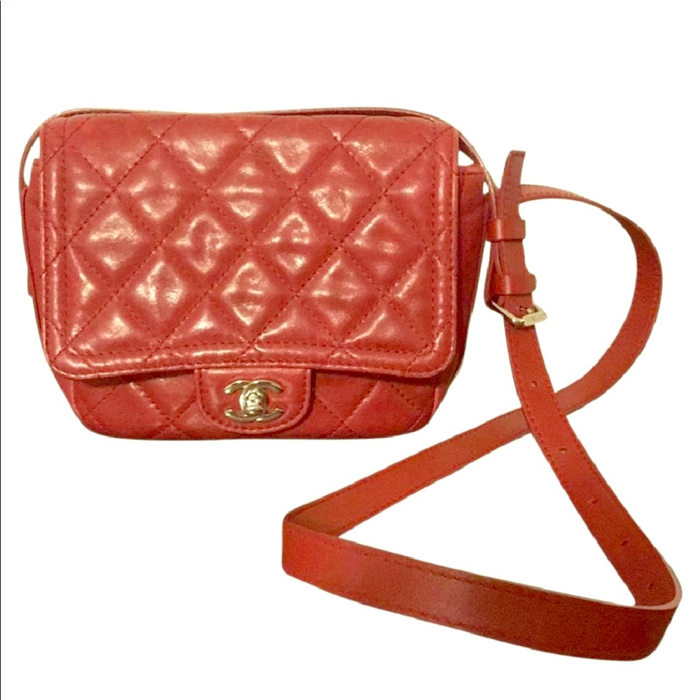 ⭕️ RARE ⭕️Brand New Lambskin Cross Body Chanel NIB