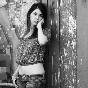 Meet your Posher, Sharla