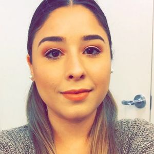 Meet your Posher, Alejandra
