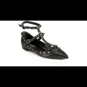Valentino Noir Rockstud Cage Flats💕 Valentino Noir Rockstud Cage Flats💕