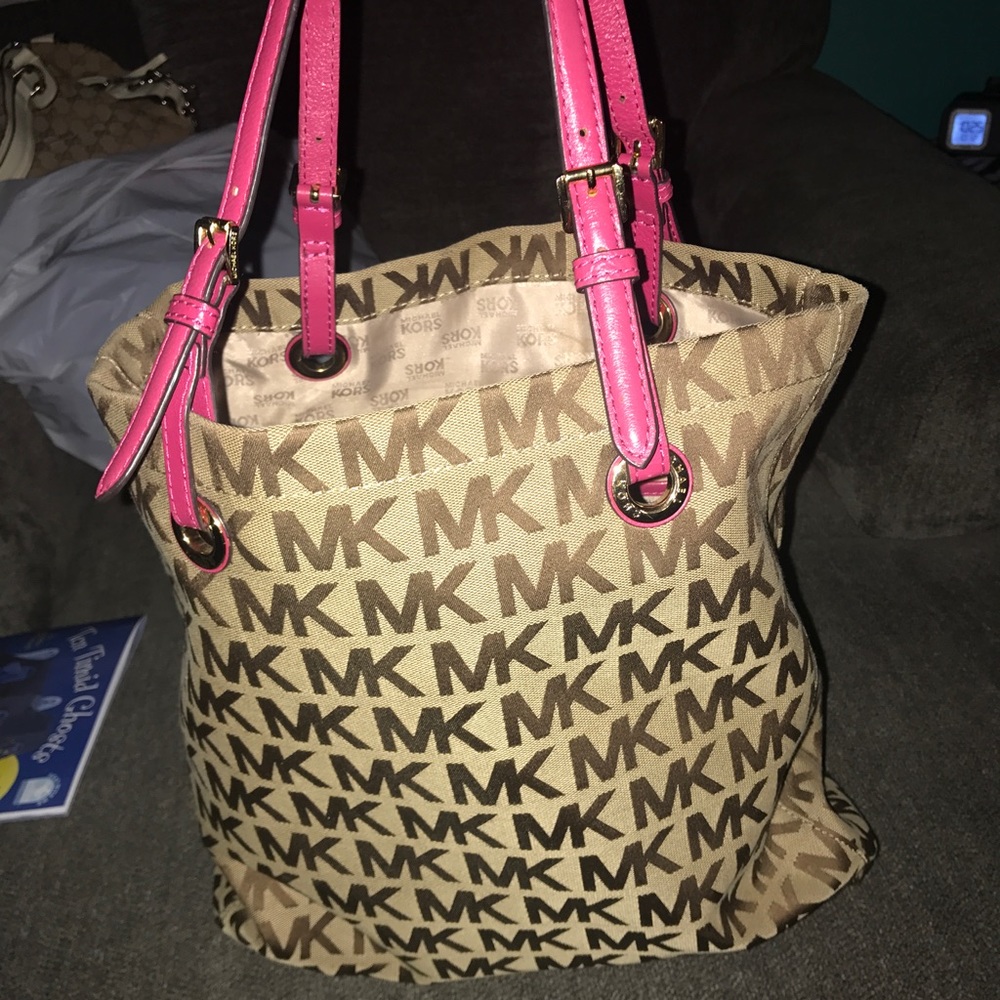 Michael Kors handbag